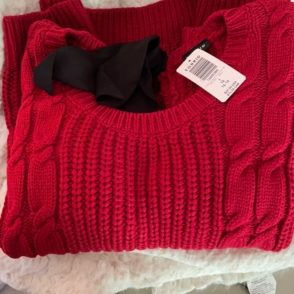 Christmas Red Cable Tie back Torrid Sweater